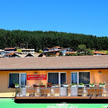 Complex Pele Hotell Zmeitsa Exteriör bild