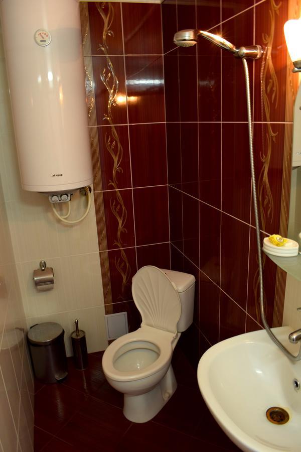 Complex Pele Hotell Zmeitsa Exteriör bild